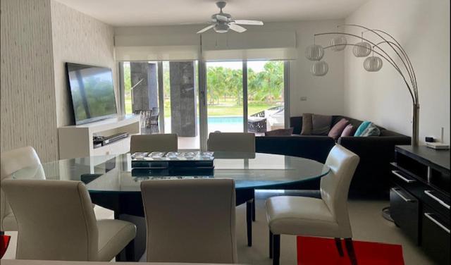 Impecable Y Lujoso Departamento Frente Al Mar En Mareazul Del Club De Golf Corasol Apartamento *