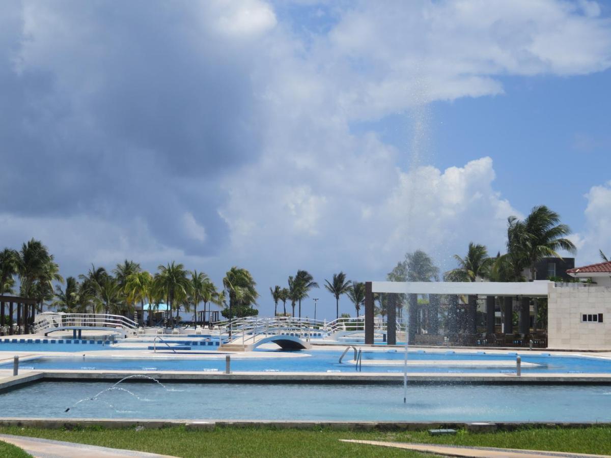 Apartamento Impecable Y Lujoso Departamento Frente Al Mar En Mareazul Del Club De Golf Corasol Playa del Carmen