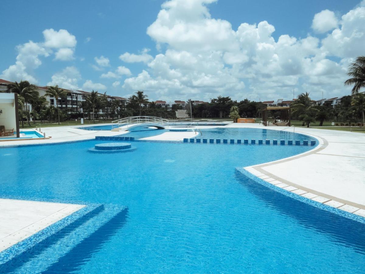 Impecable Y Lujoso Departamento Frente Al Mar En Mareazul Del Club De Golf Corasol Apartamento Playa del Carmen