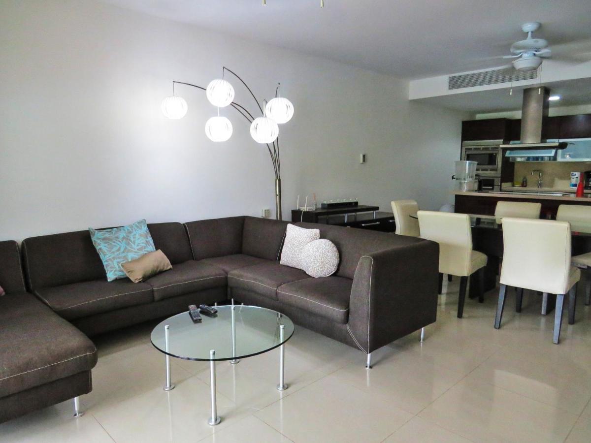 Apartamento Impecable Y Lujoso Departamento Frente Al Mar En Mareazul Del Club De Golf Corasol *